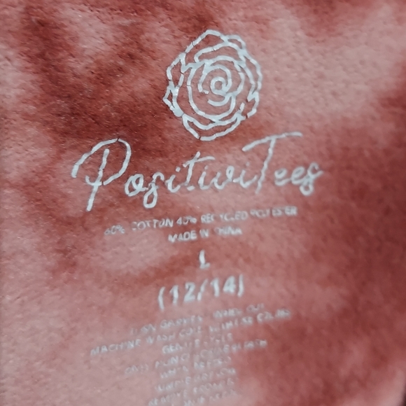 Sweatshirt Size L - Picture 4 of 5